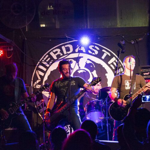Mierdaster en bar de rene (14 Mayo/2015)
