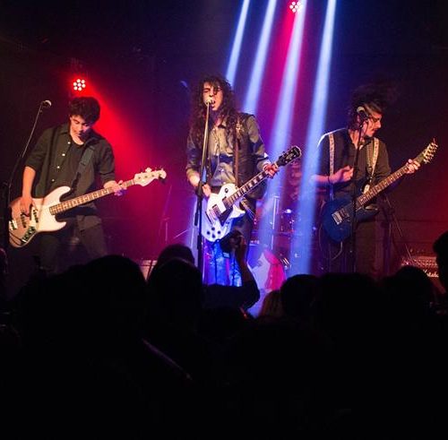 Beso Lesbico live Bar de Rene (agosto 2017)