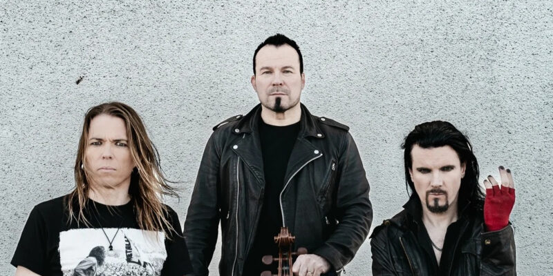 APOCALYPTICA: LA HEREJÍA DE HACER METAL SIN GUITARRAS